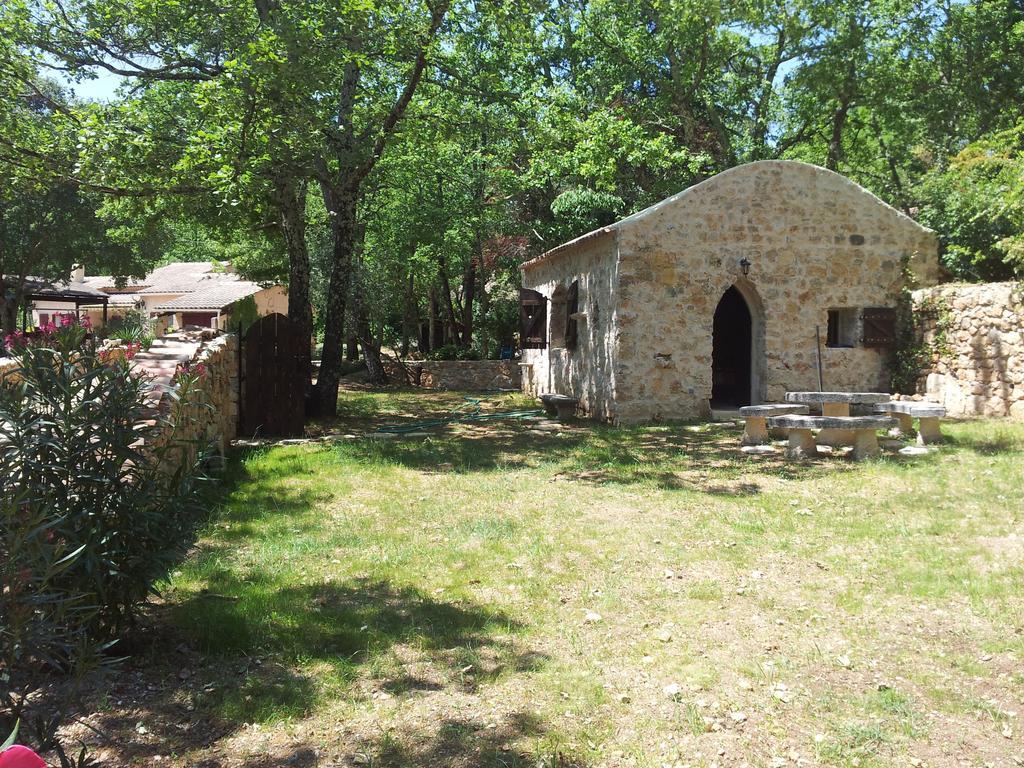 Villa Eden Vert Файенс Стая снимка