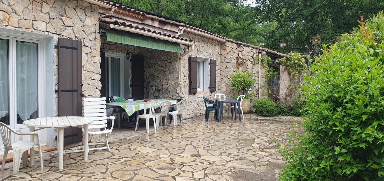 Villa Eden Vert Файенс Екстериор снимка