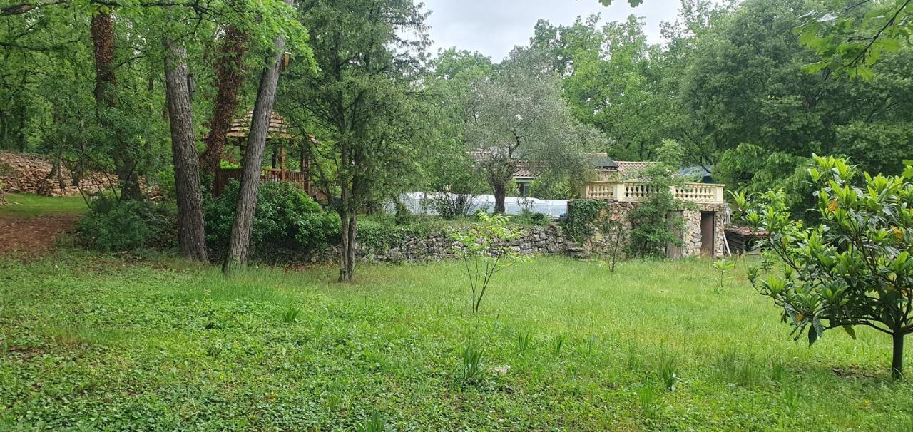 Villa Eden Vert Файенс Екстериор снимка