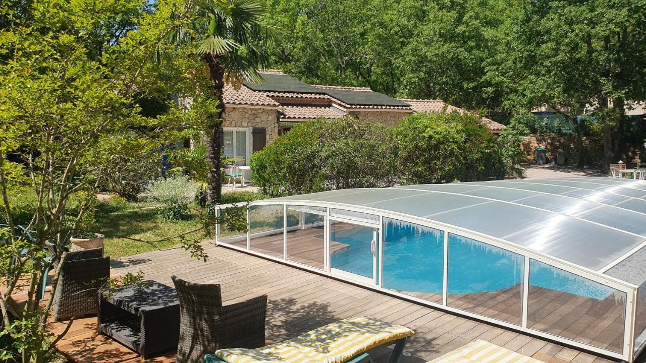 Villa Eden Vert Файенс Екстериор снимка