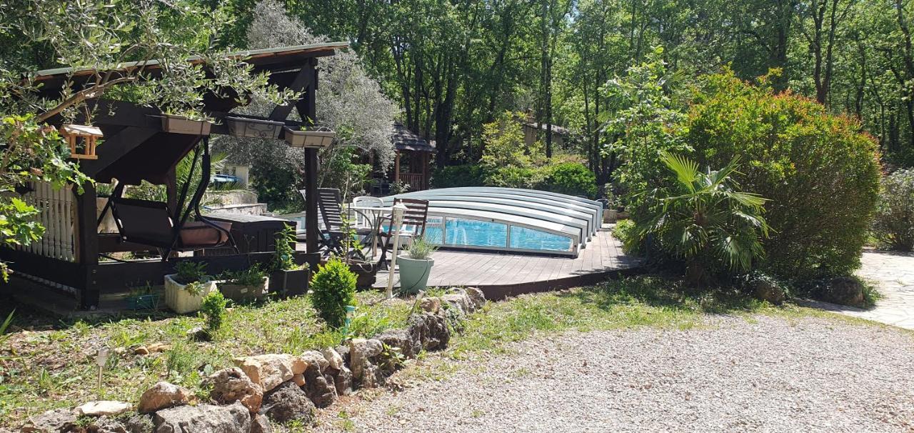 Villa Eden Vert Файенс Екстериор снимка