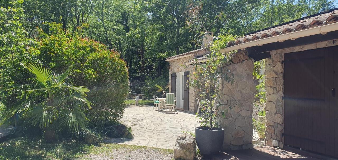 Villa Eden Vert Файенс Екстериор снимка