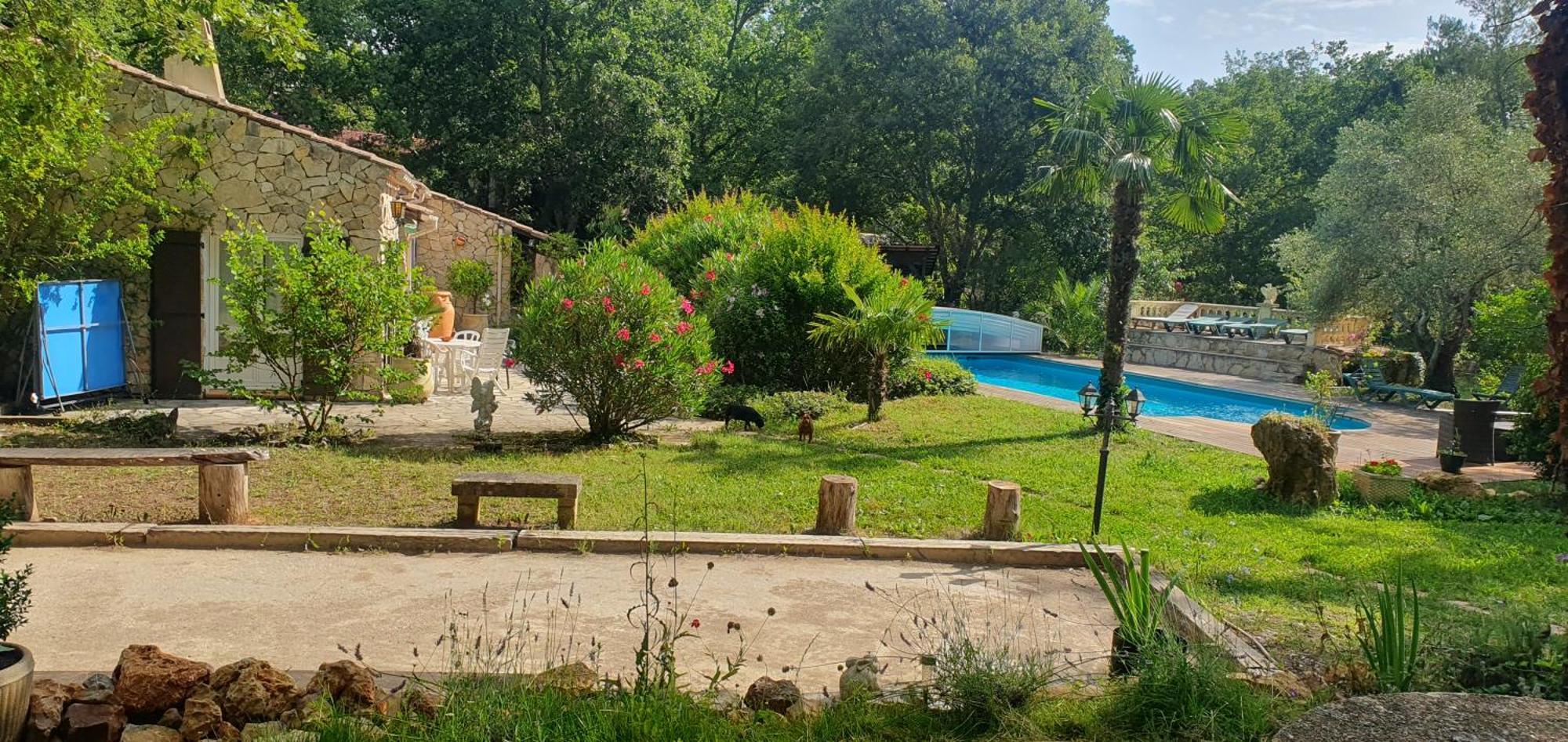 Villa Eden Vert Файенс Екстериор снимка