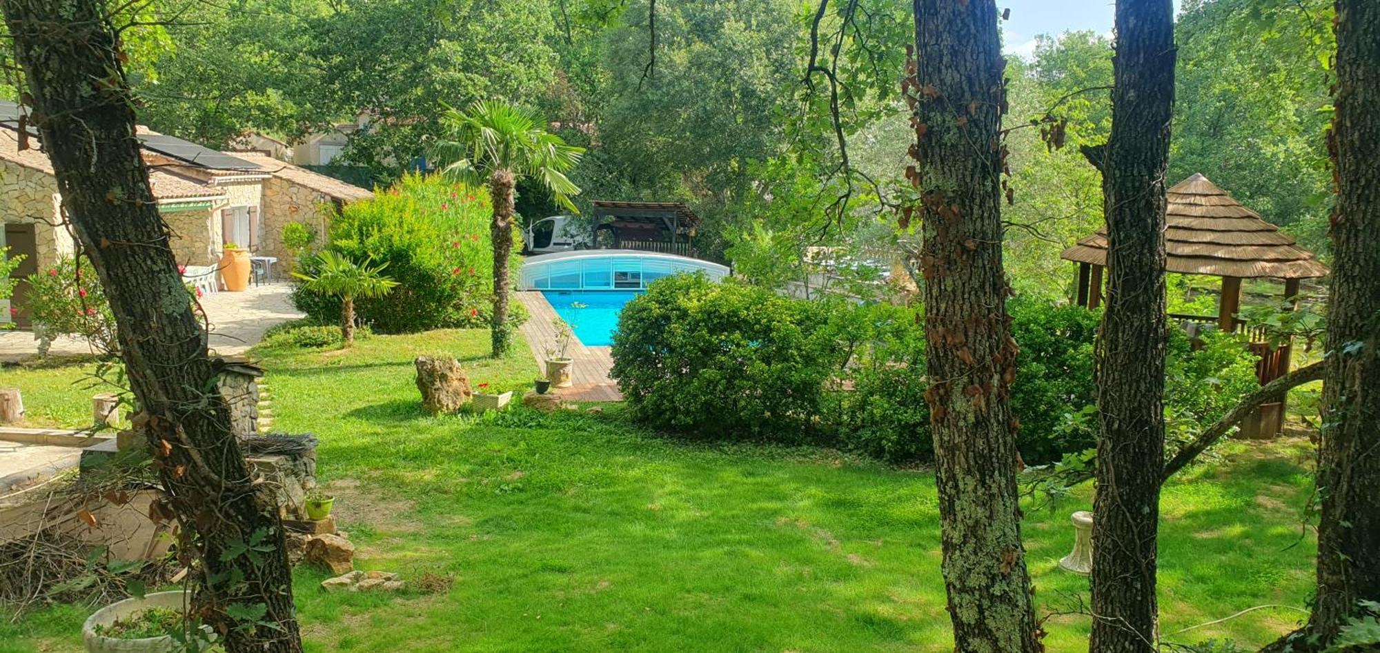 Villa Eden Vert Файенс Екстериор снимка