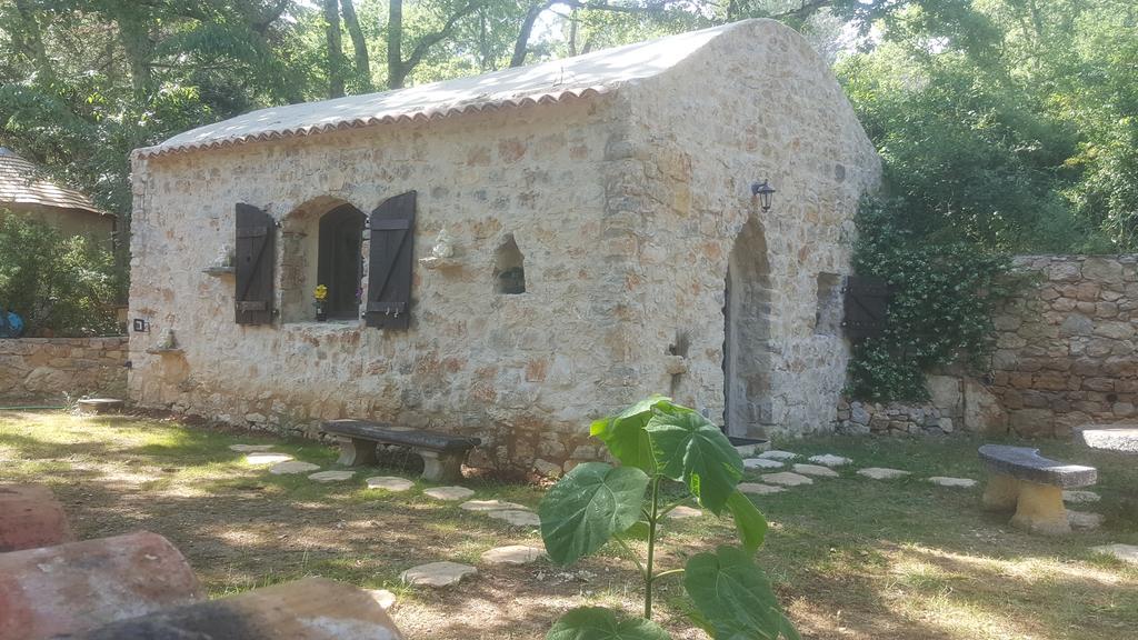 Villa Eden Vert Файенс Екстериор снимка