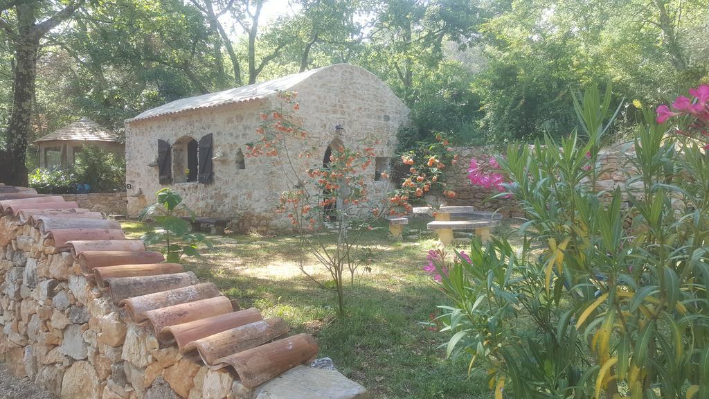 Villa Eden Vert Файенс Екстериор снимка