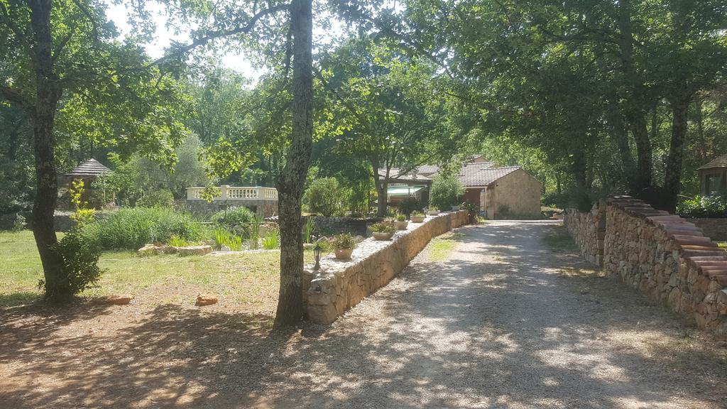 Villa Eden Vert Файенс Екстериор снимка